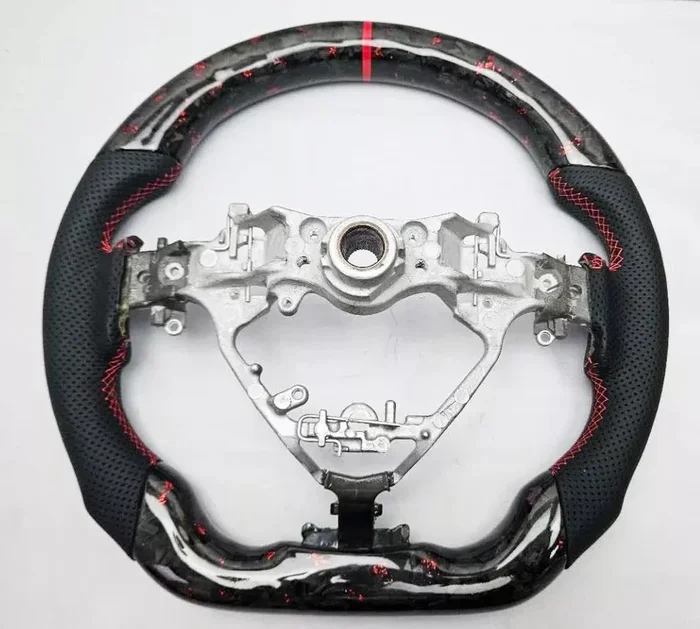2015 – 2019 Toyota Sienna / Highlander Custom Carbon Fiber Steering Wheel