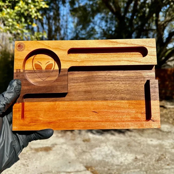 Authentic Wooden Rolling Tray With Alien Logo
