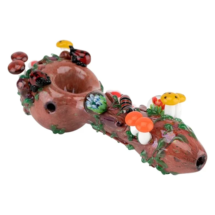 Empire Glassworks Small Bug’s Life Spoon Pipe ?