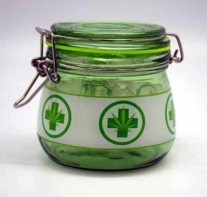 Fantasy Gifts Dank Tank – Medical Leaf