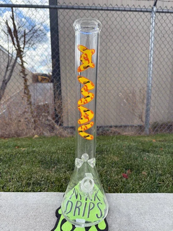 MAV Glass 18″ Beaker 14mm 45° – Pineapple Lobster Beaker