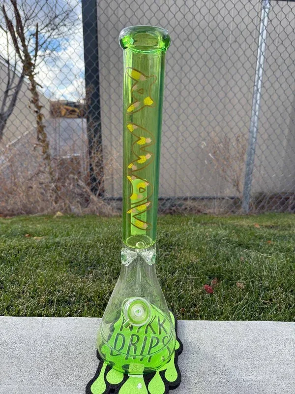 MAV Glass 18″ Beaker – Ooze Pineapple